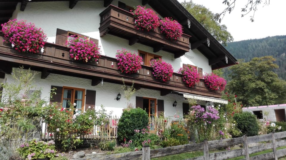 Pension Mühlbauer Bed and Breakfast in Tyrol