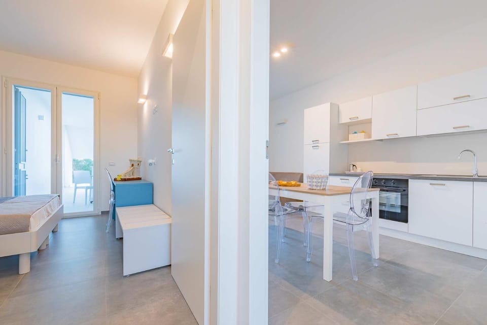 Dining area, Bedroom