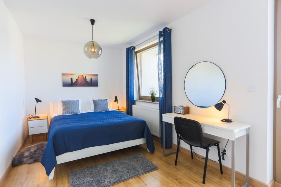 Bed, Photo of the whole room, Bedroom, hair dresser