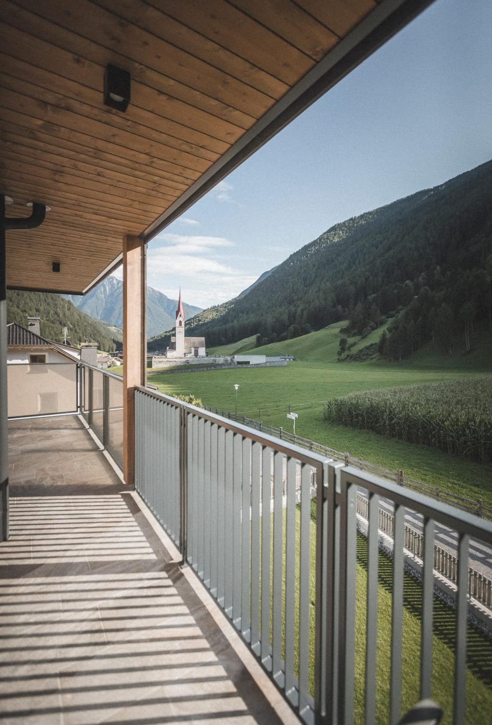 Balcony/Terrace, Garden view, Mountain view