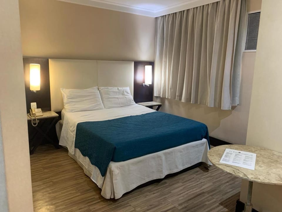Flat na Alameda Santos 2 Hóspedes WI FI Apartment in Sao Paulo City