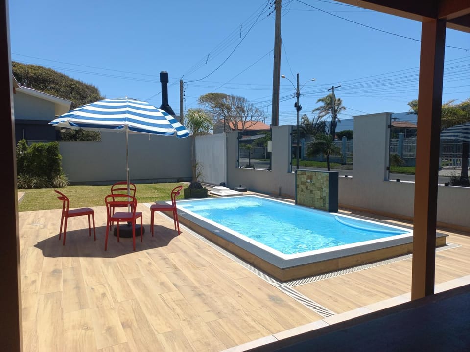 Casa Com Quatro Dormitórios, Pertinho Do Mar Em Capão Da Canoa House in State of Rio Grande do Sul