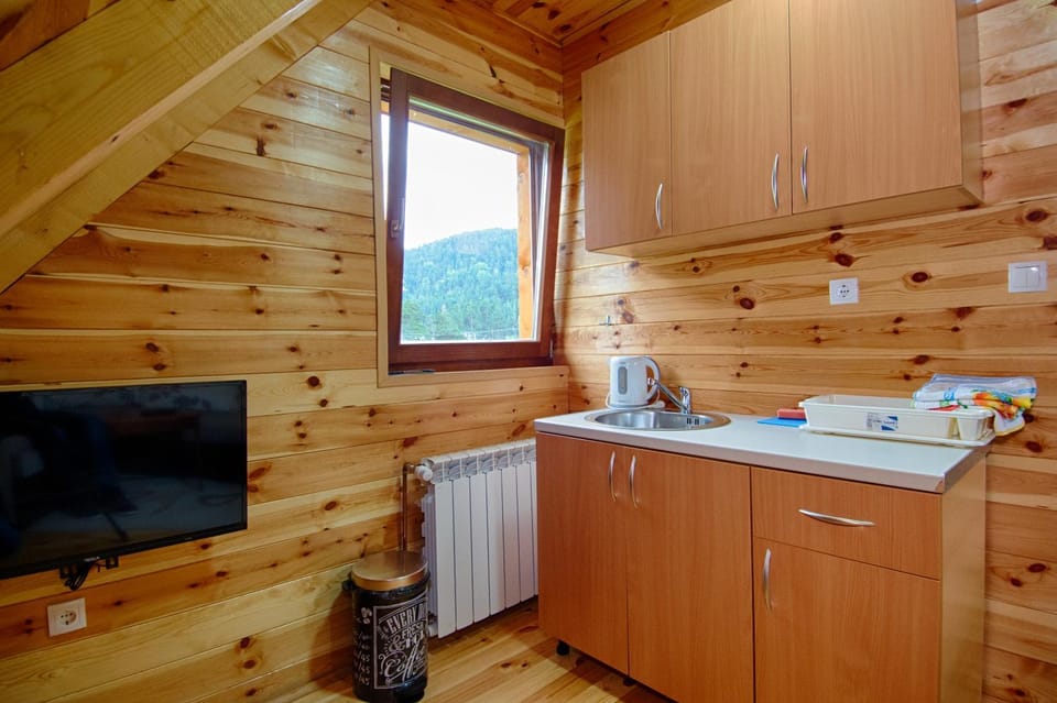 TV and multimedia, Kitchen or kitchenette