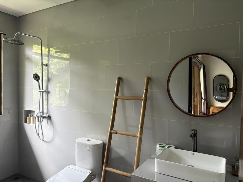 Raka Rai Bungalows Bed and Breakfast in Ubud