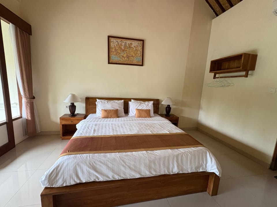 Raka Rai Bungalows Bed and Breakfast in Ubud