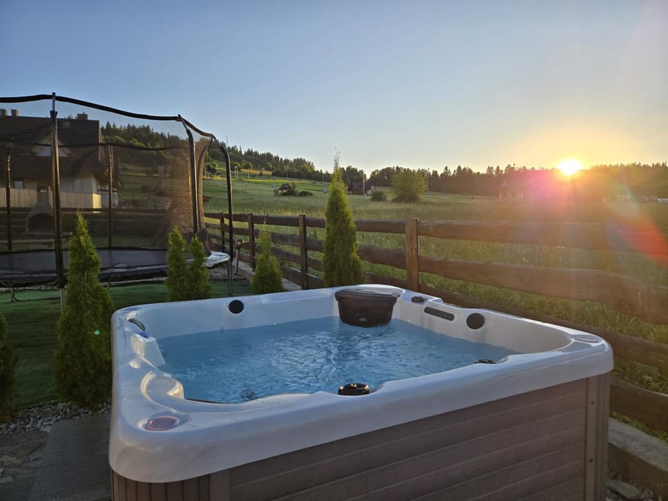 Natural landscape, Hot Tub, Sunset
