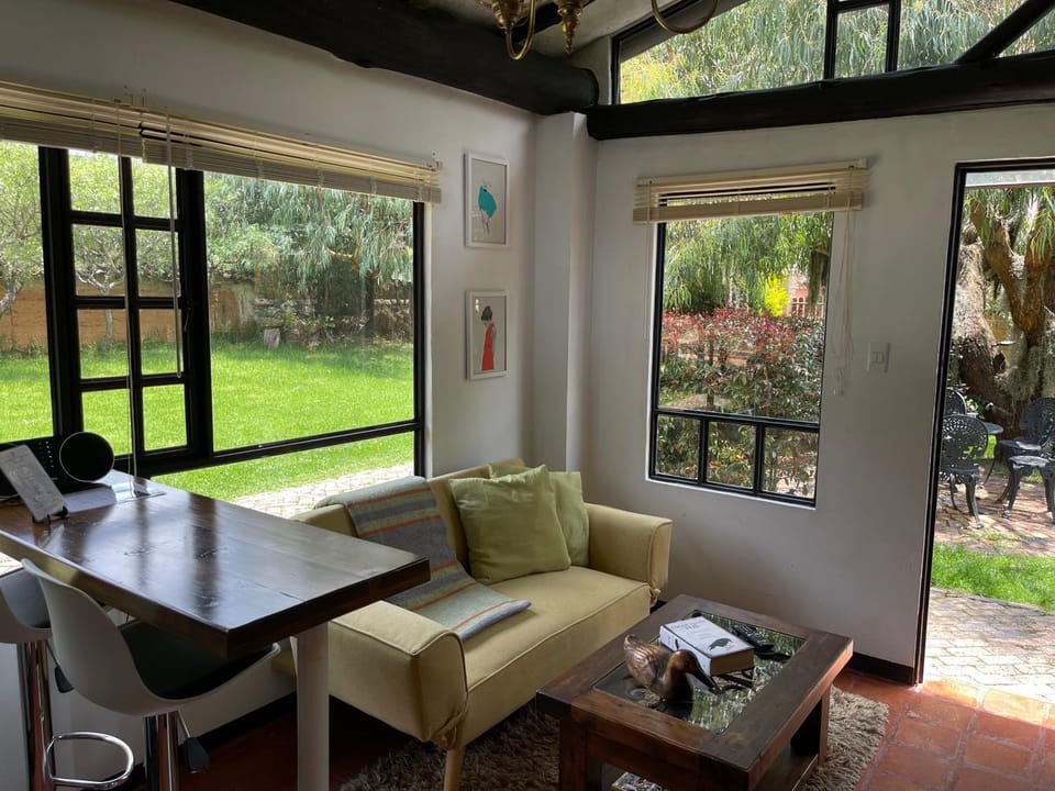 Living room, Garden view