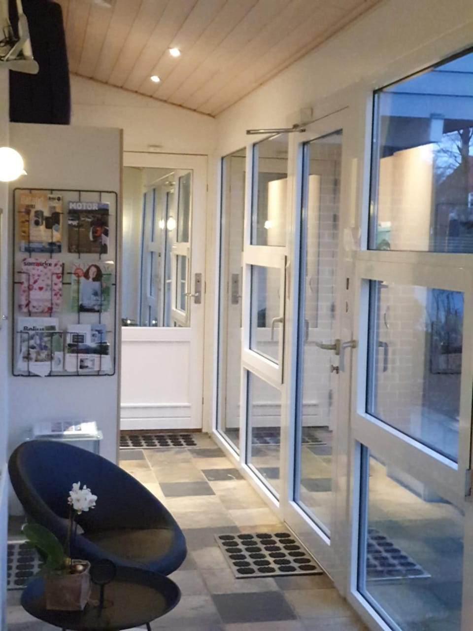 Facade/entrance