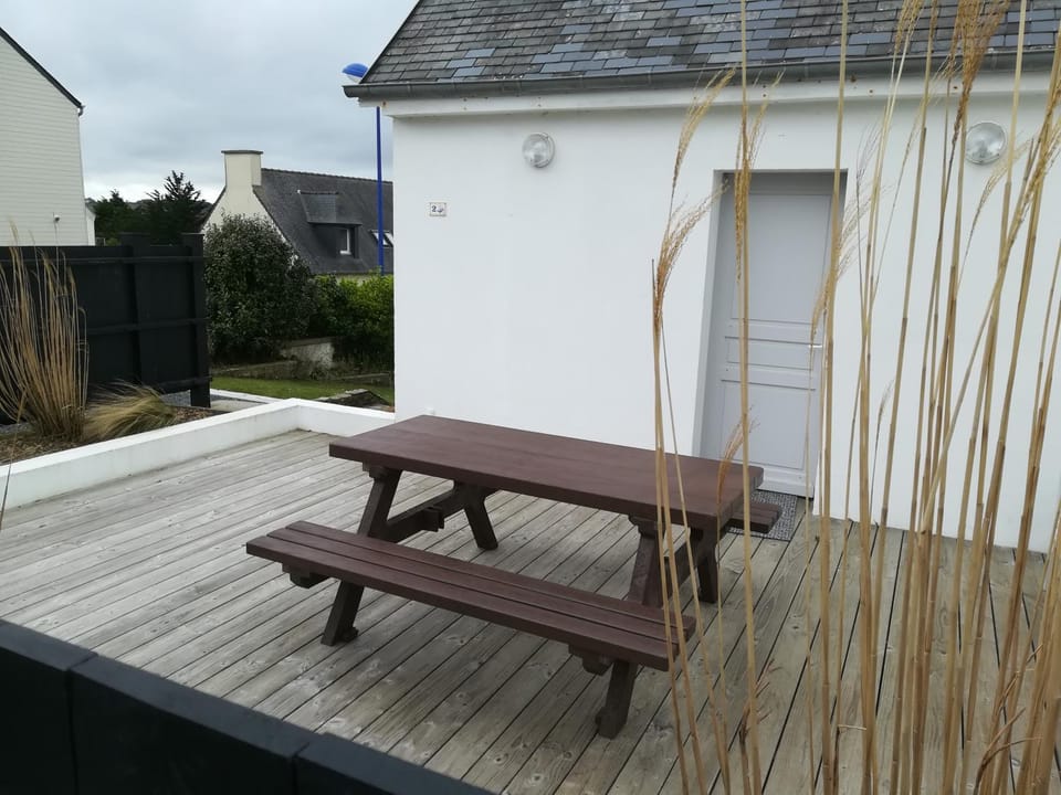 TY KERLUZ - Vue Mer et Plage à 80m House in Locquirec