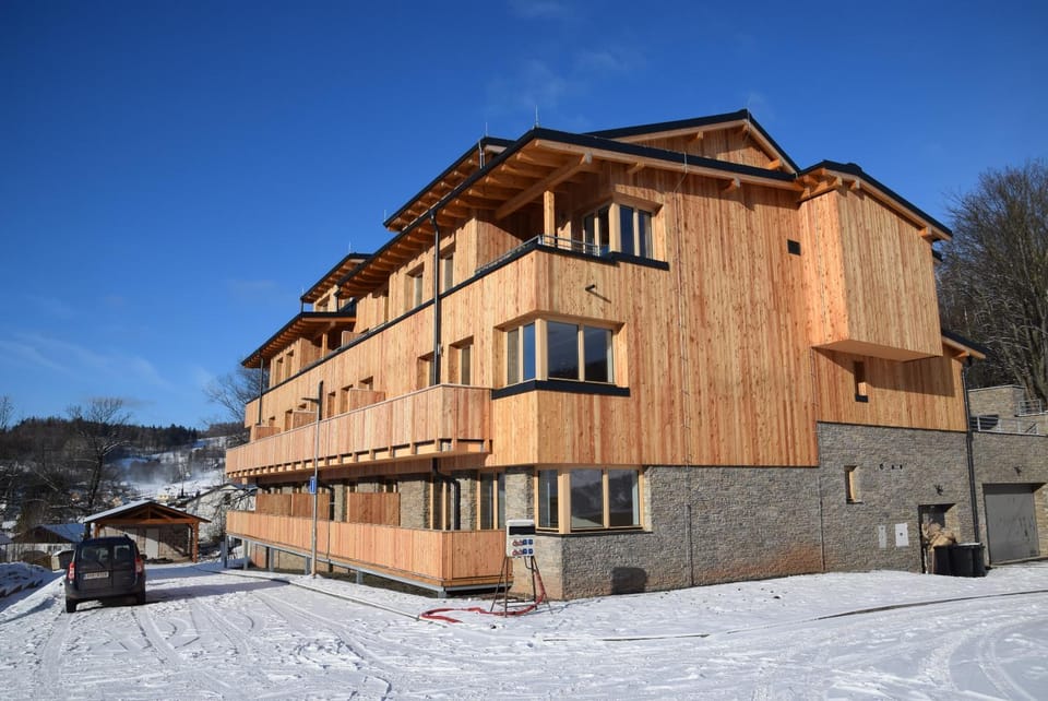 Property building, Balcony/Terrace