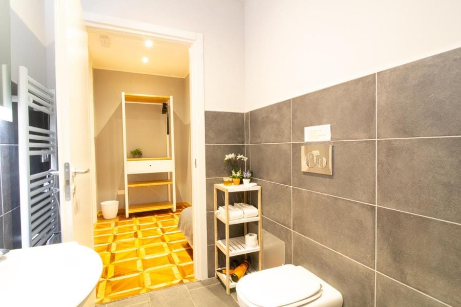 Bathroom, Spa and wellness centre/facilities