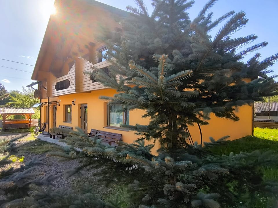 Приватна садиба "Гереджука" Nature lodge in Ukraine