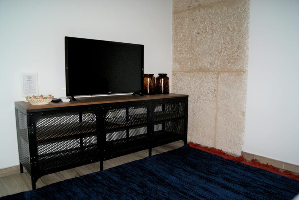 Communal lounge/ TV room, TV and multimedia