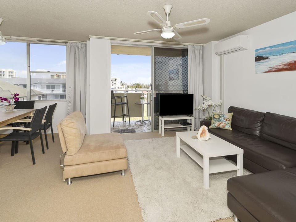 Tasman Towers Unit 13 Apartment in The Entrance