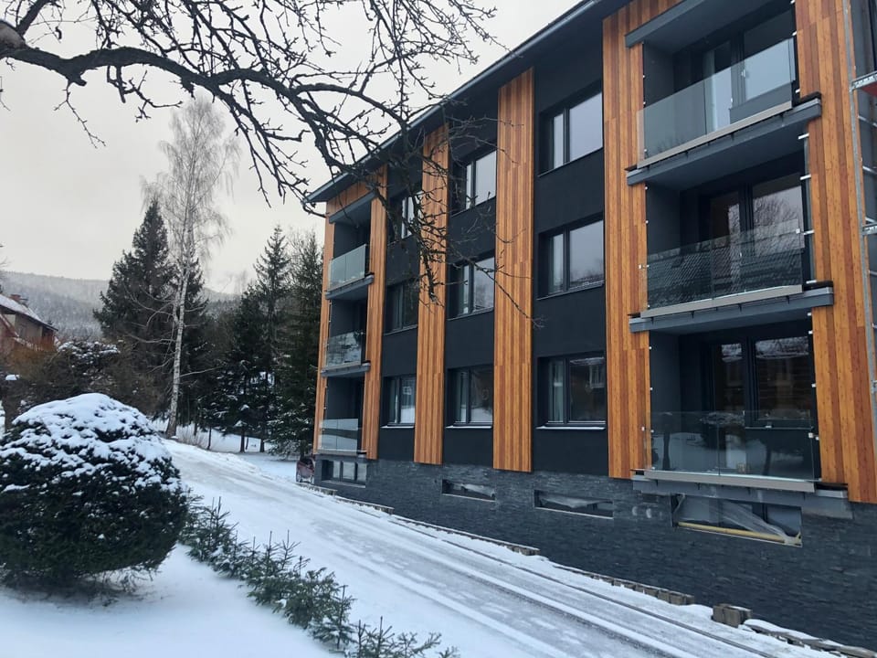 Property building, Winter