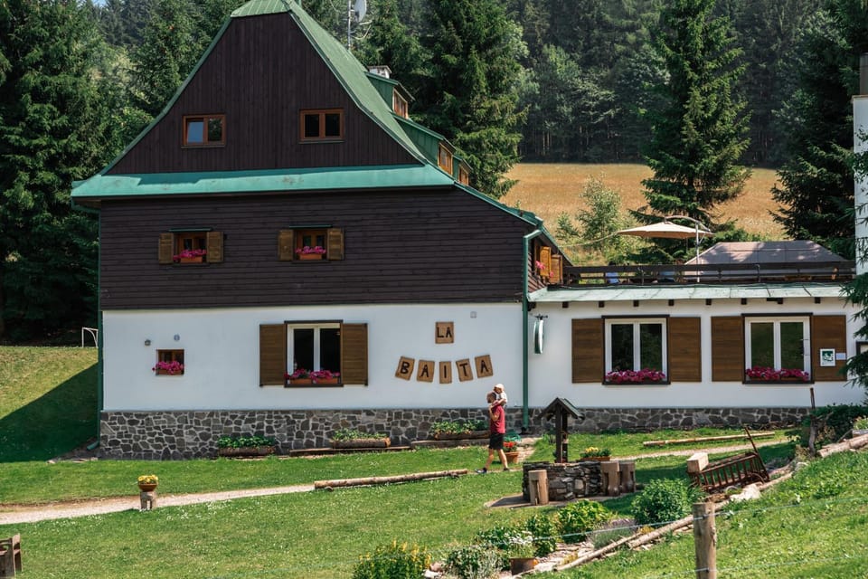 Property building, Garden