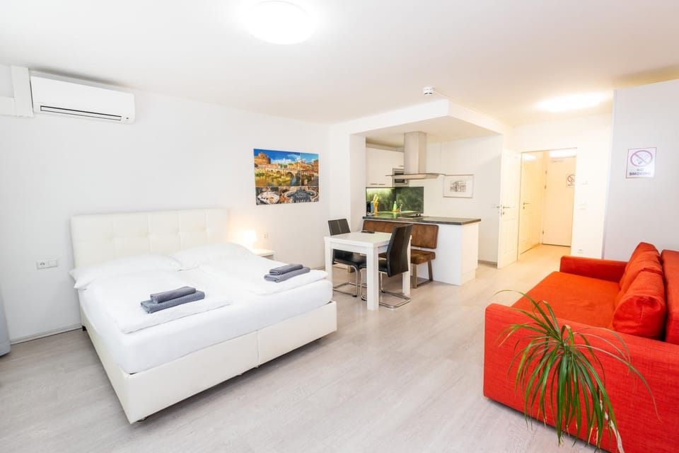 203 Rom, Studio Apartment, 38m2 1-4 Pers Apartment in Klagenfurt