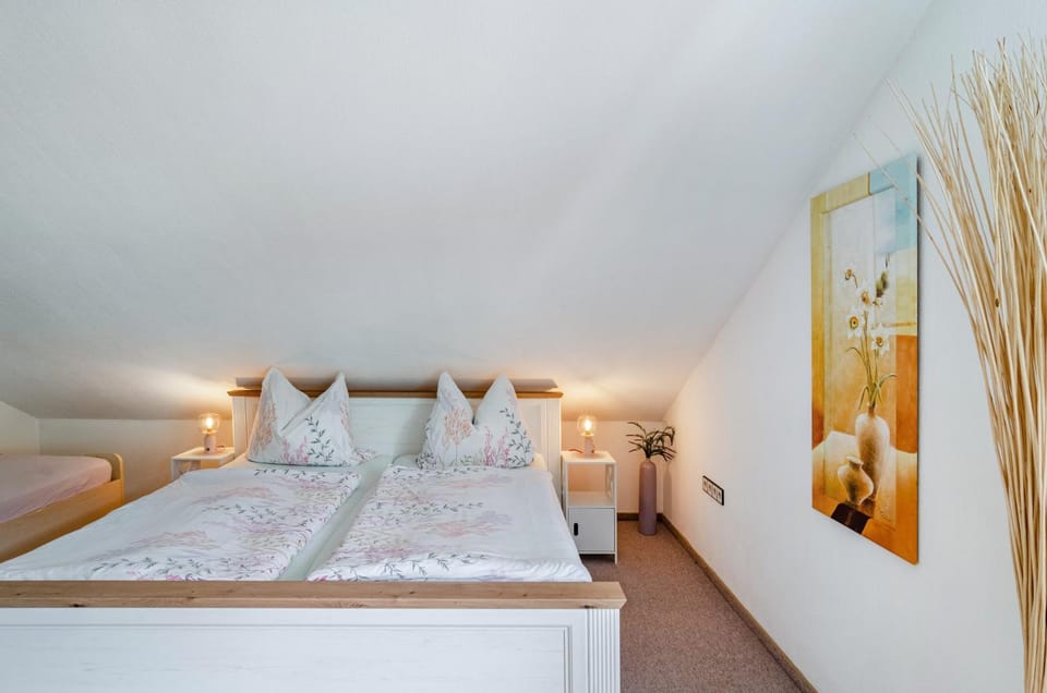 Property building, Living room, Bedroom