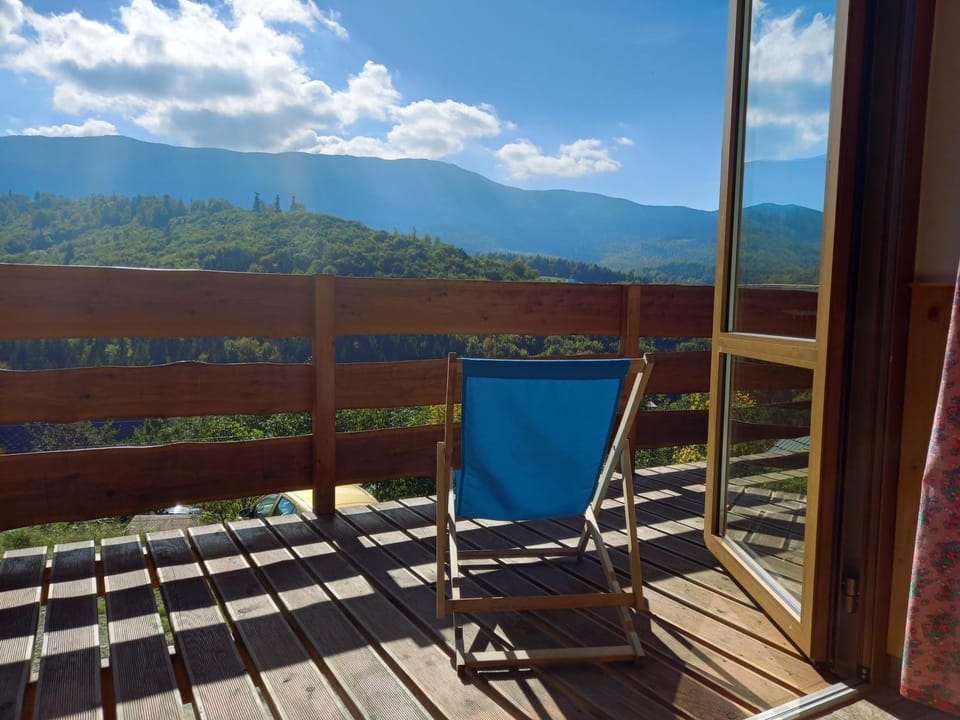 Spring, Off site, Day, Neighbourhood, Natural landscape, View (from property/room), Balcony/Terrace, Balcony/Terrace, Other, Other, Mountain view, Location