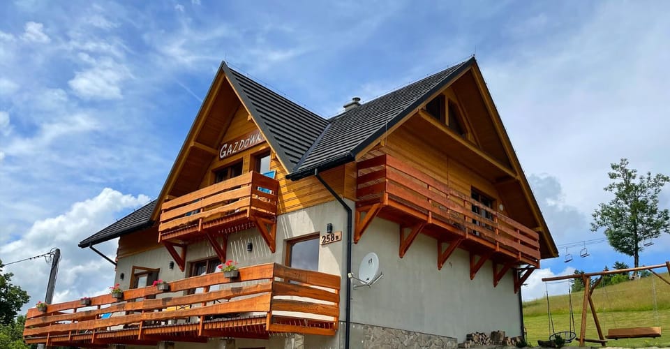 Property building, Off site, Day, Other, Other, Other, Location