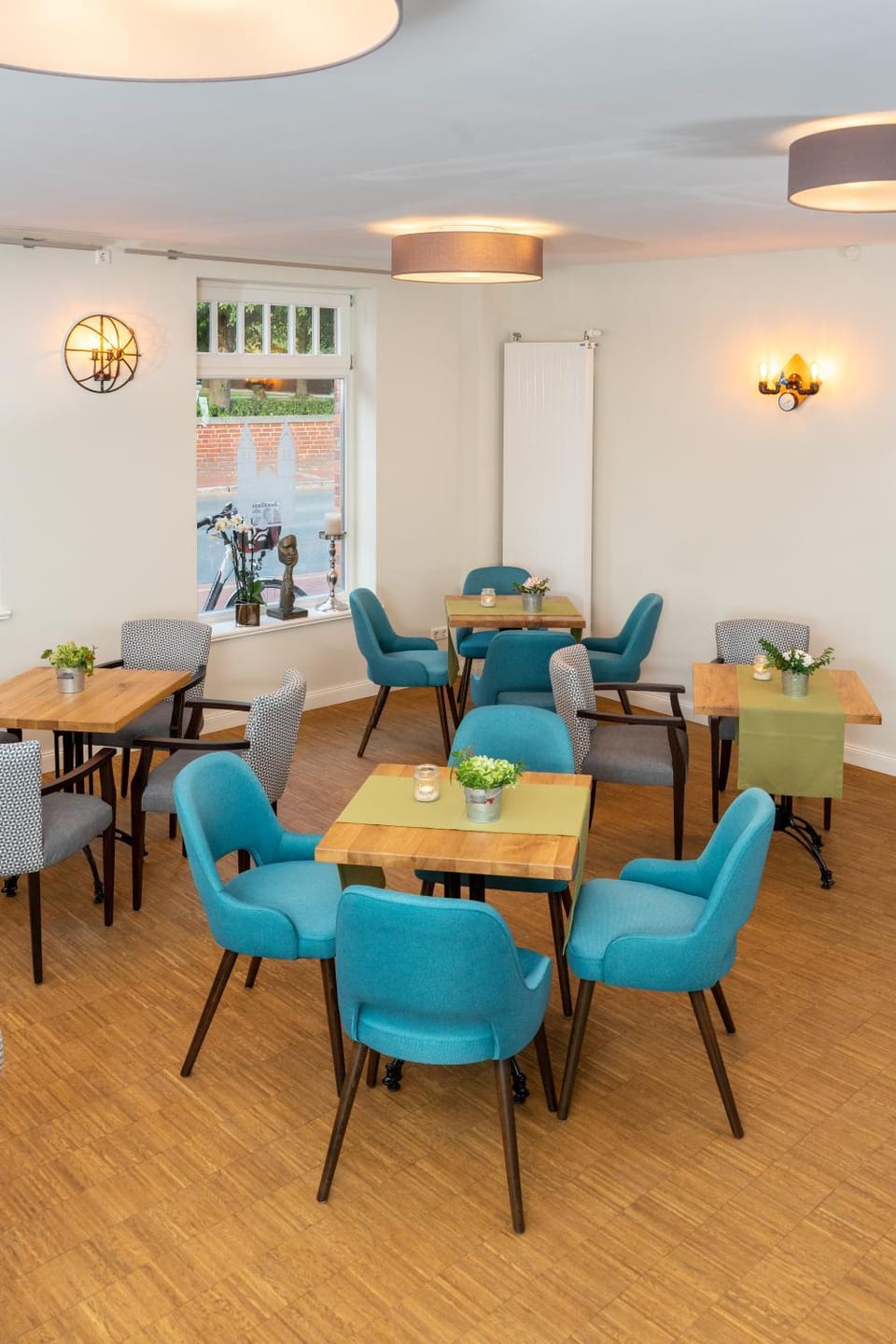 Lounge or bar, Breakfast