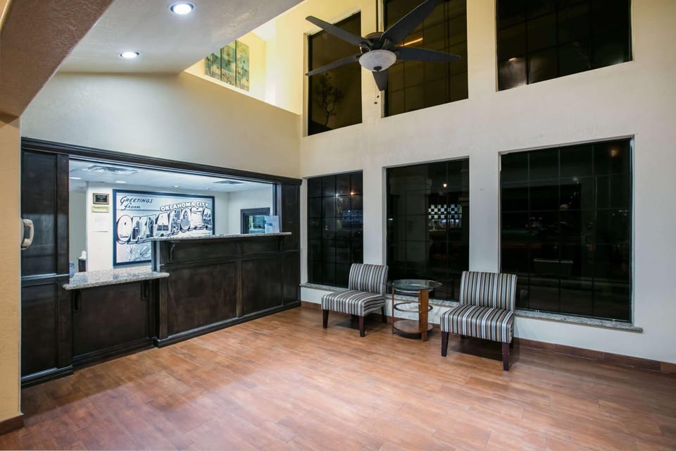 Lobby or reception, On site