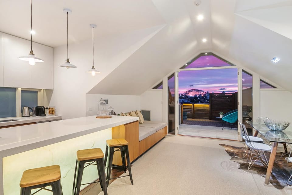 Kitchen or kitchenette, Sunset