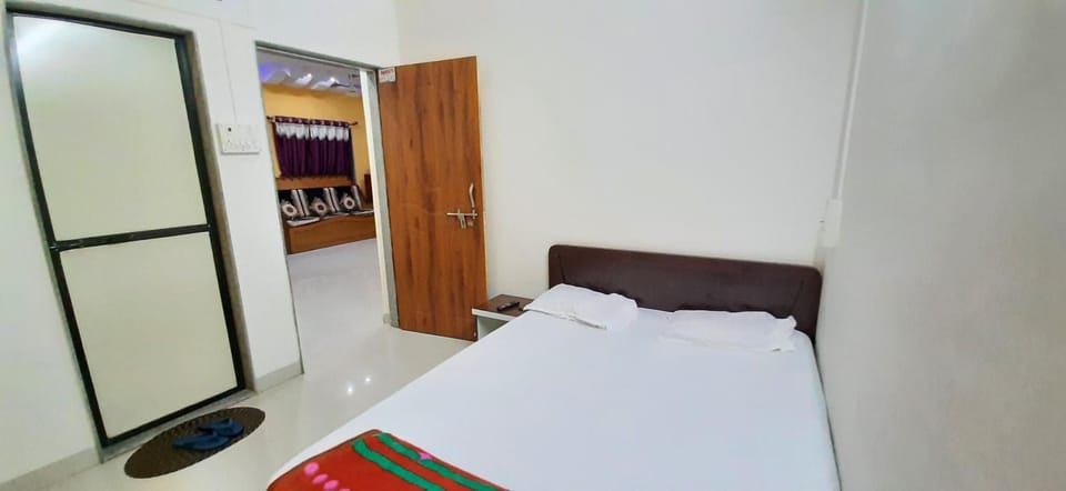 Trimurti Holiday Home House in Maharashtra