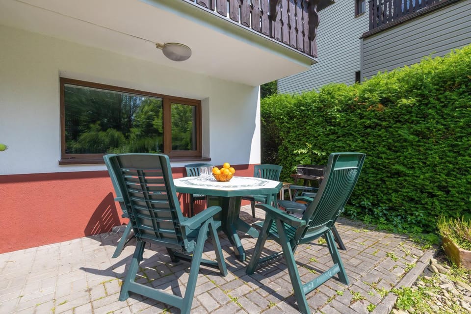 Property building, Day, Garden, View (from property/room), Balcony/Terrace
