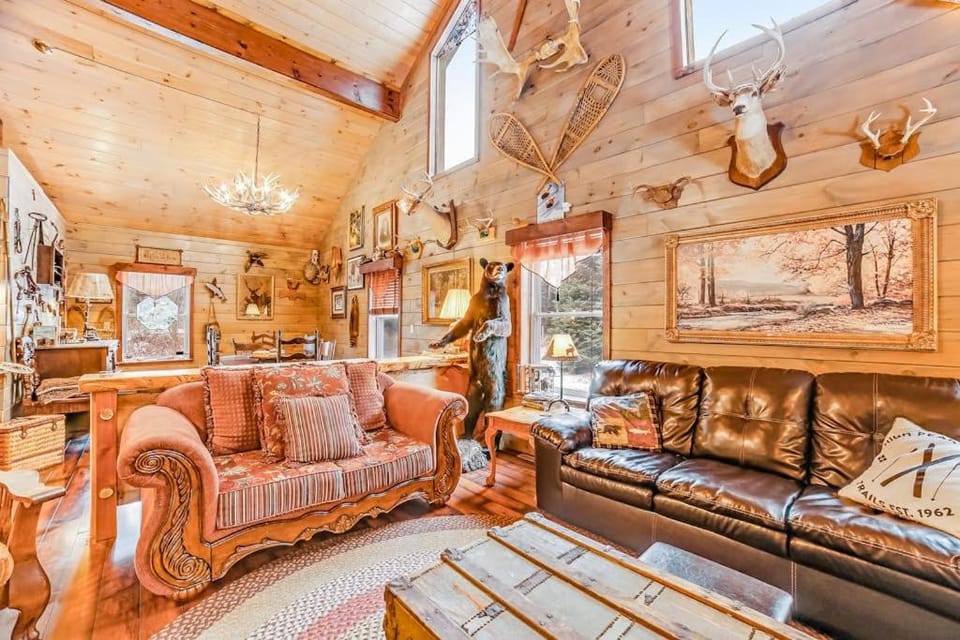 The Bear Lodge House in Indian Lake