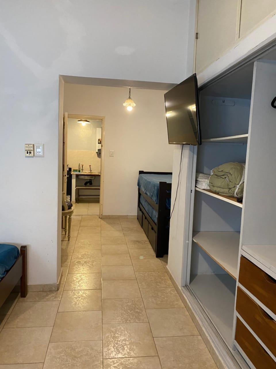 Photo of the whole room, Bedroom
