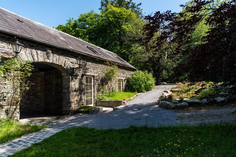 Ardnavaha House Poolside Cottages - see site Apartment in County Cork