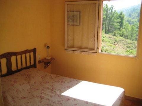 Bedroom, Mountain view