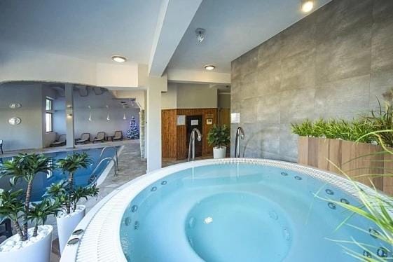 Hot Tub, Sauna, Spa and wellness centre/facilities, Pool view, Swimming pool