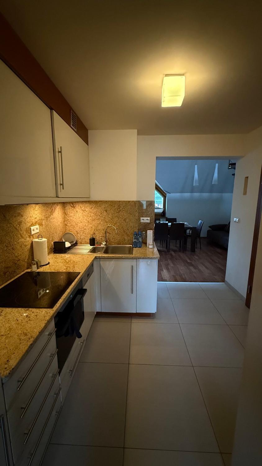 Coffee/tea facilities, Kitchen or kitchenette, dishwasher, pet friendly, stove