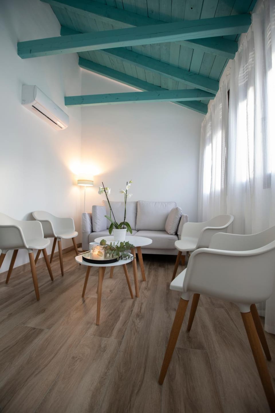 Living room, Lounge or bar