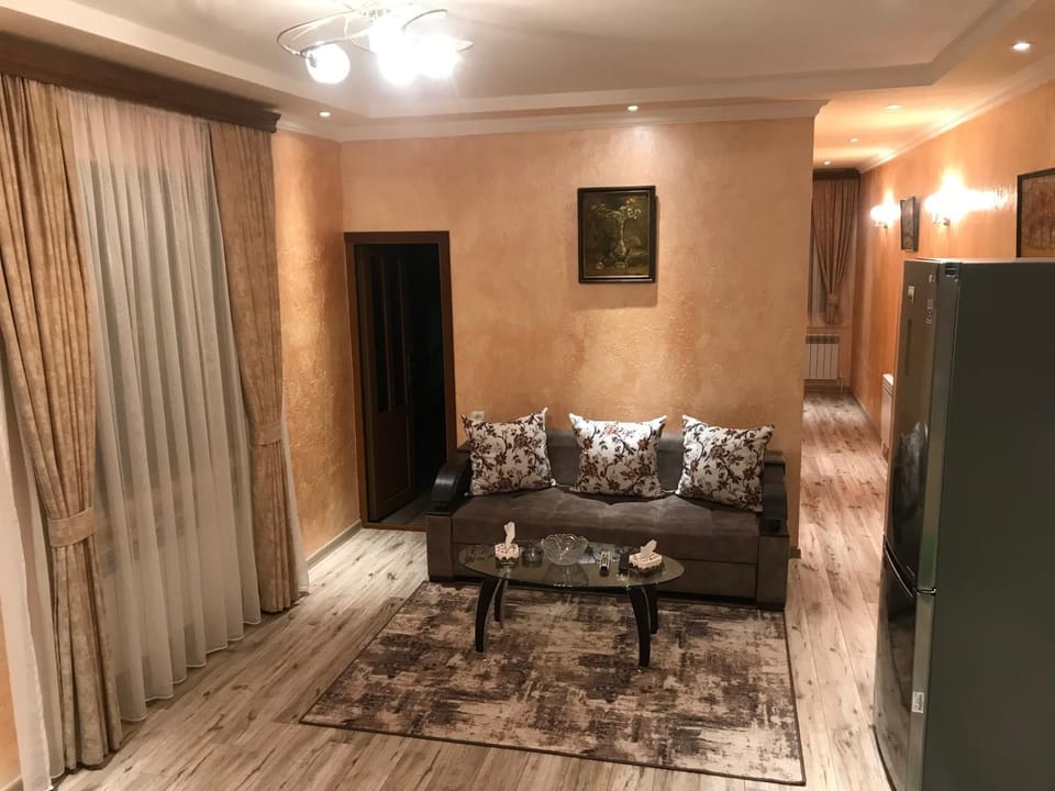 Cottage Green Garden House in Armenia