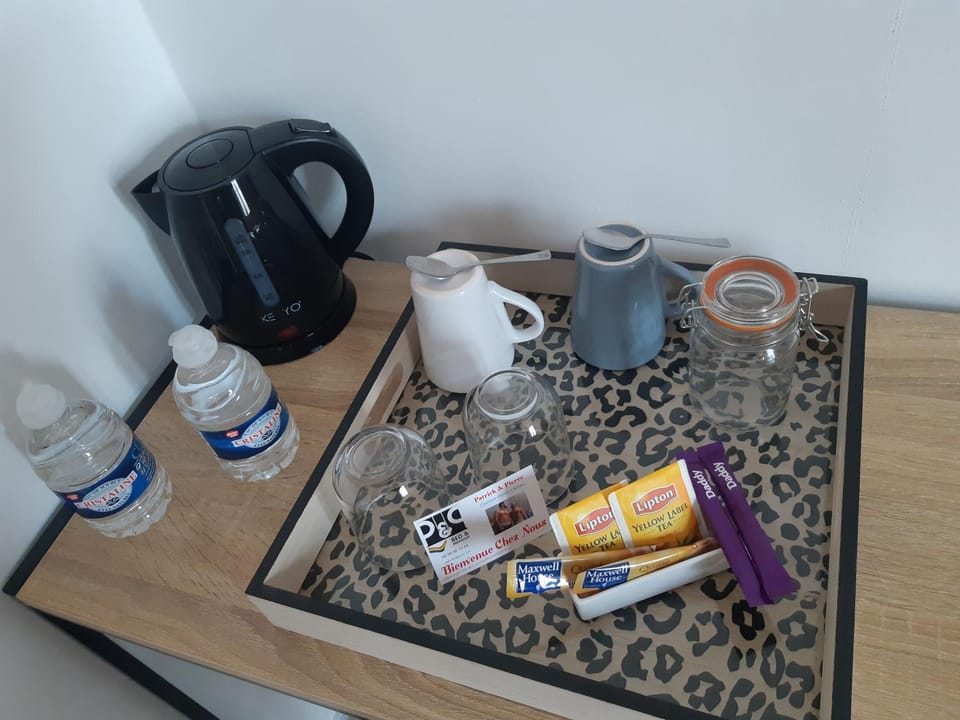 Coffee/tea facilities, Bedroom