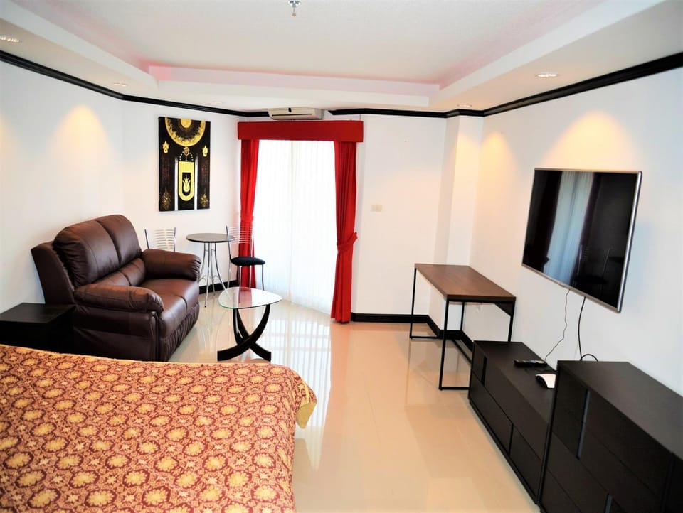 TV and multimedia, Seating area