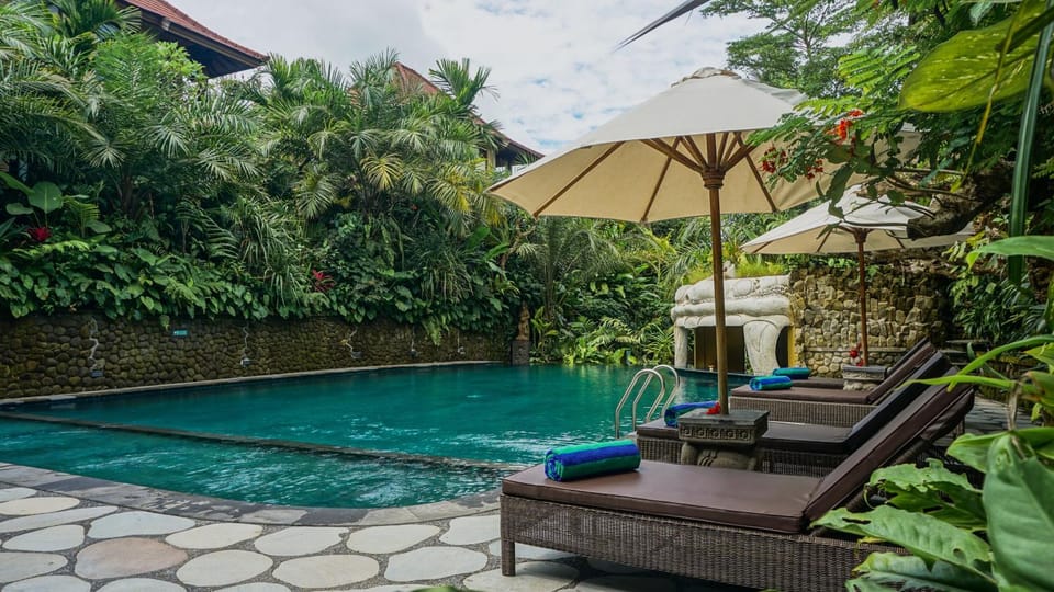 Balcony/Terrace, Swimming pool