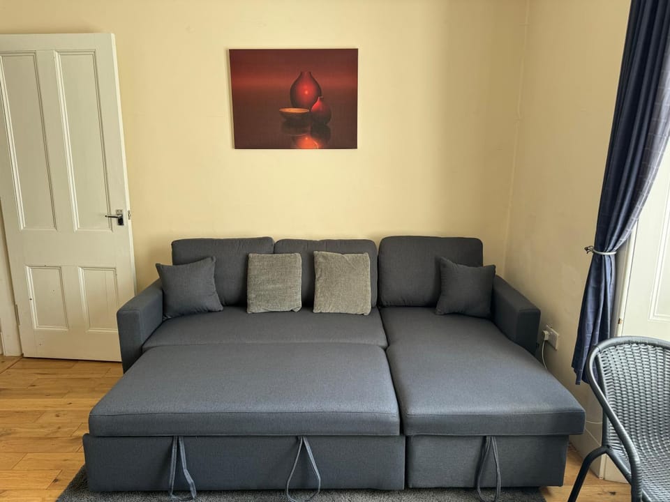 105 Nelson Street Apartment in England