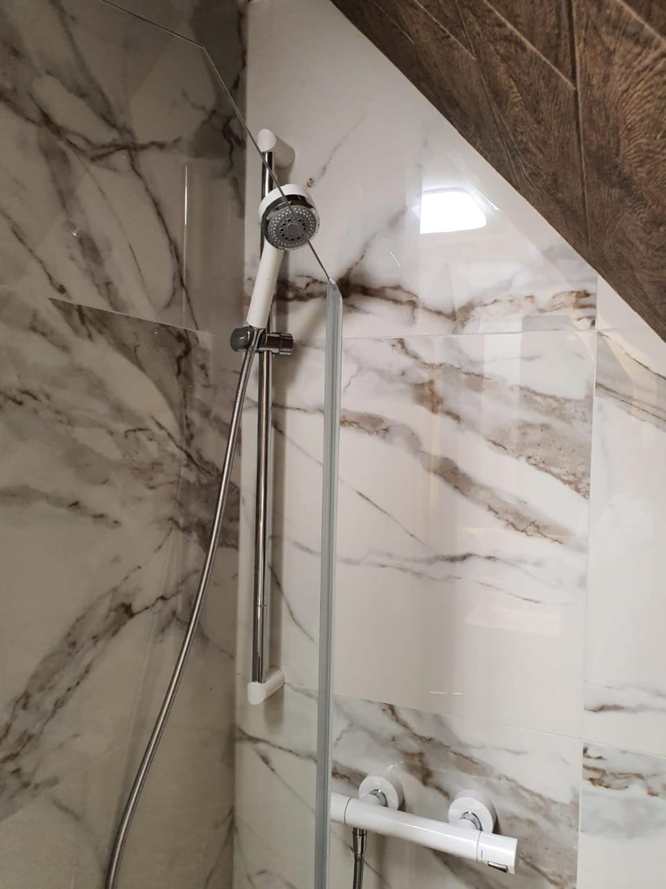 Shower, Property building, Bathroom