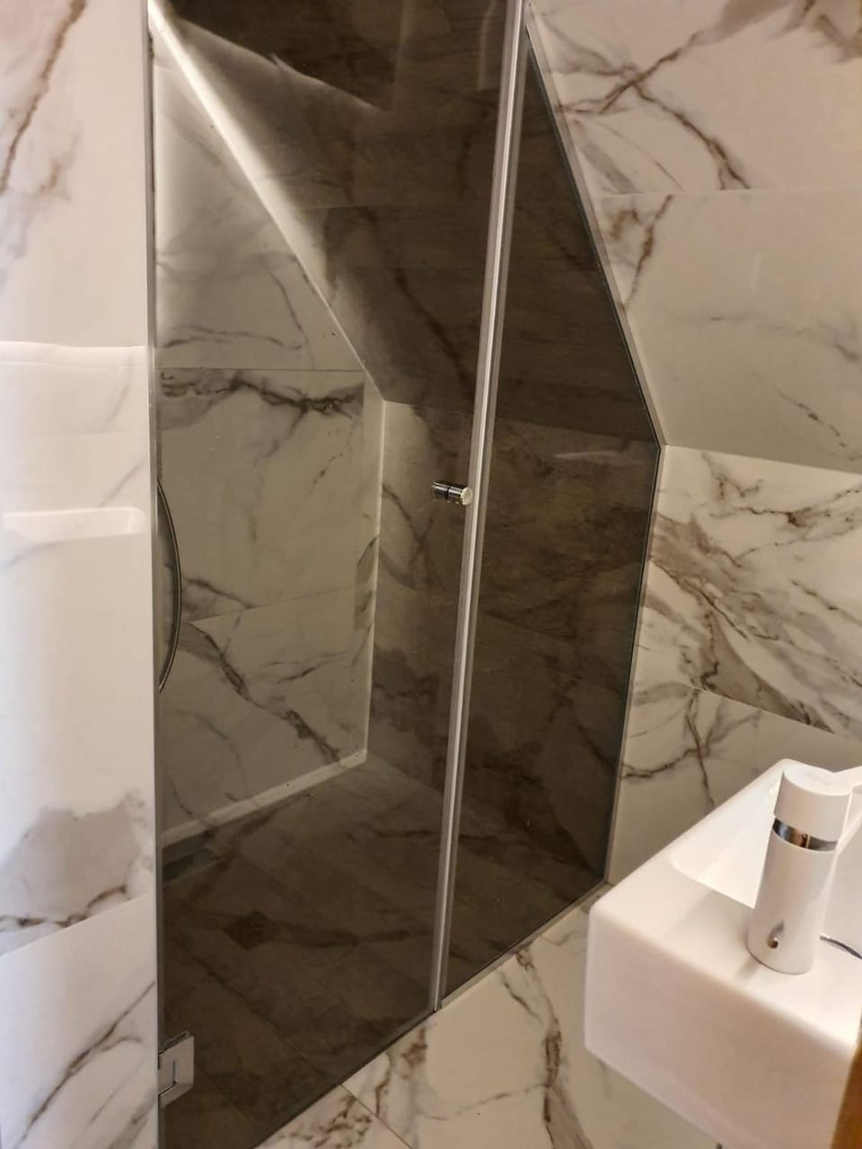Shower, Property building, Bathroom