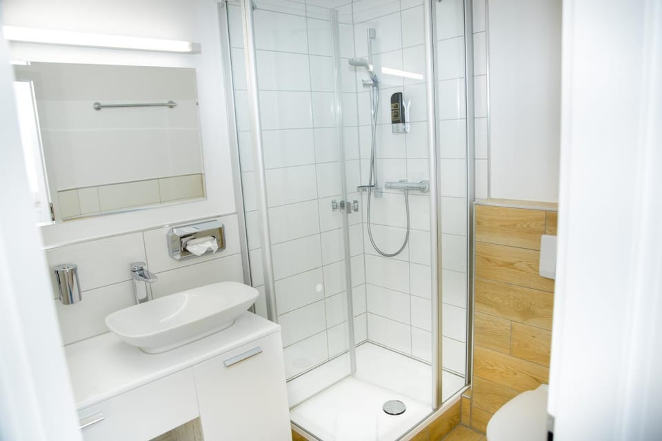 Shower, Toilet, Bathroom, hair dryier