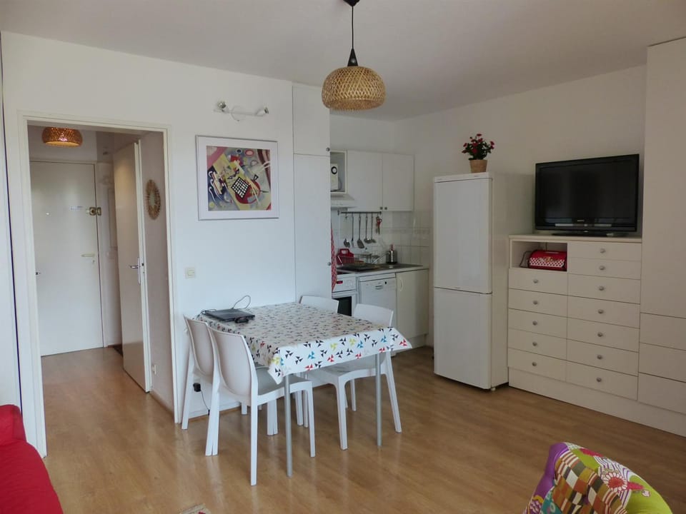 Appartement Pour 4 Personnes Avec Vue Sur Le Port De Plaisance- Residence Le Genois Apartment in Capbreton