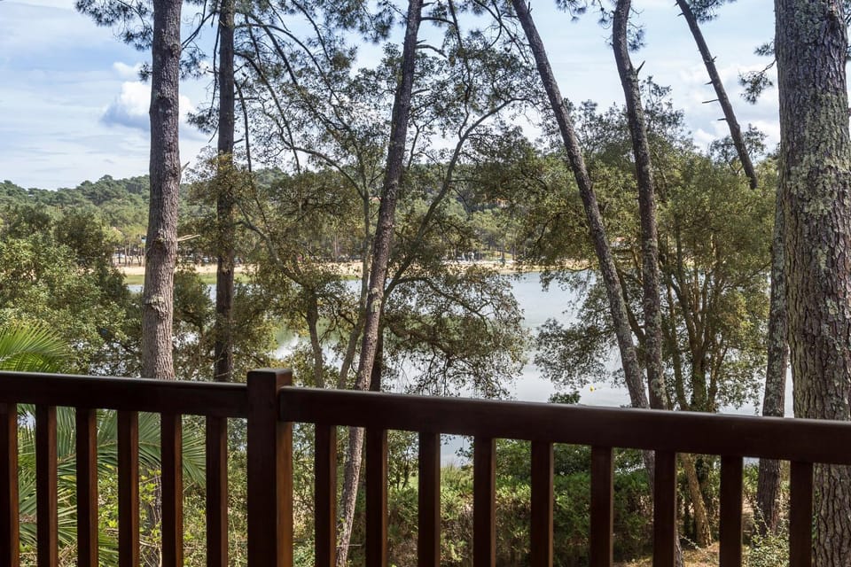 Villa Le Menez Avec Vue Sur Le Lac Marin Pour 10 Personnes House in Hossegor