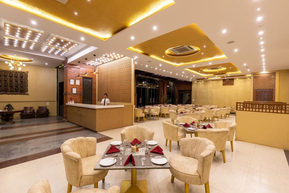 Restaurant/places to eat, Lobby or reception
