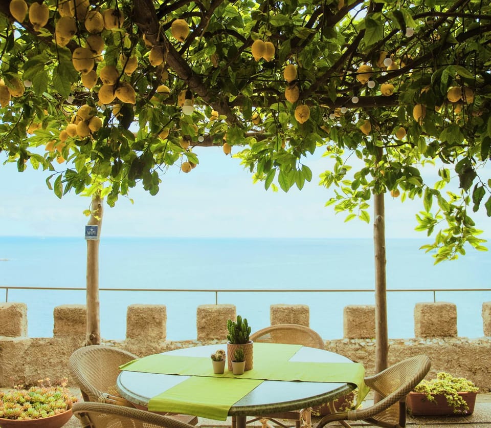 Restaurant/places to eat, Restaurant/places to eat, Garden, Balcony/Terrace, On site, Food, Garden view, Garden view, Sea view, Sea view, Continental breakfast, Italian breakfast, Lunch, Dinner, Alcoholic drinks, Non alcoholic drinks, Internal: Not applicable to any particular room