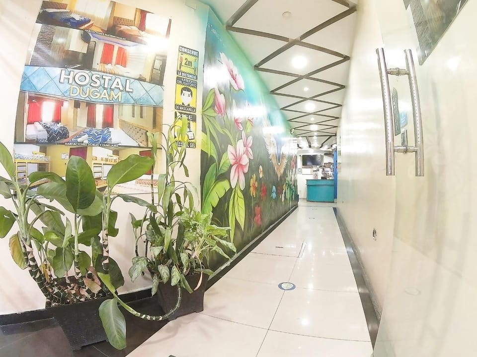 Property building, Facade/entrance, Lobby or reception