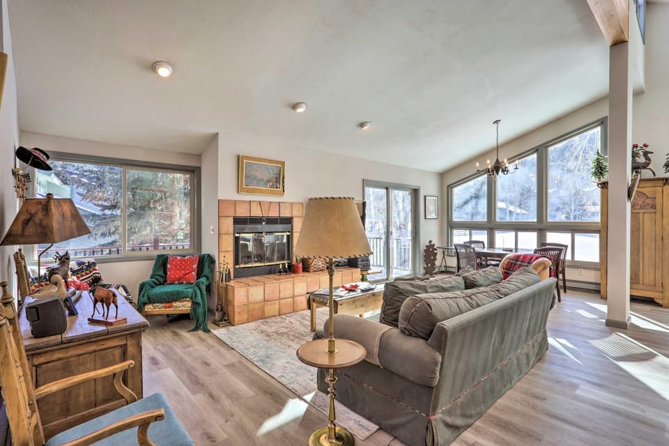 Charming Mtn Home on Golf Course ~ 4 Mi to Slopes! House in Eagle County
